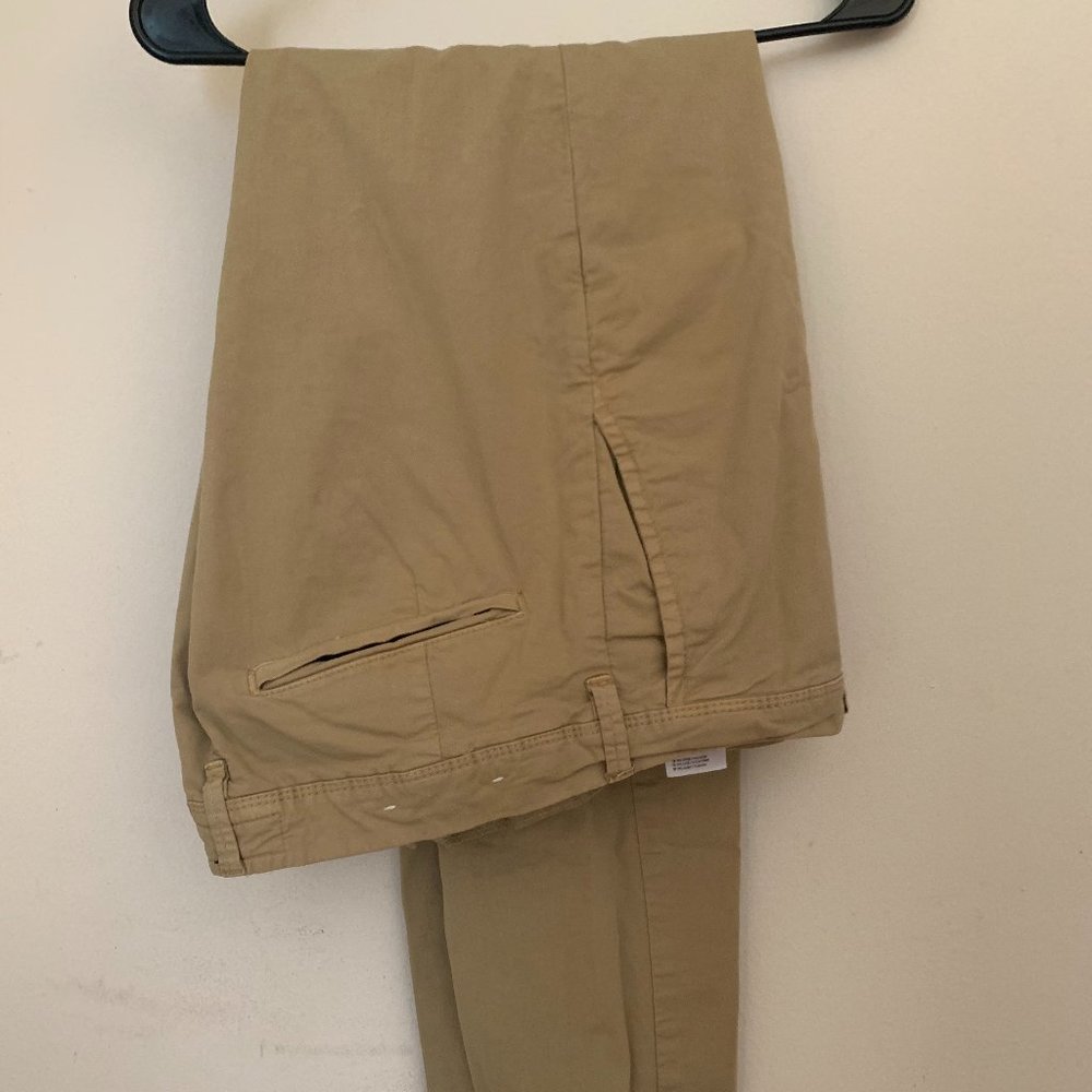 AE Kahki Pants